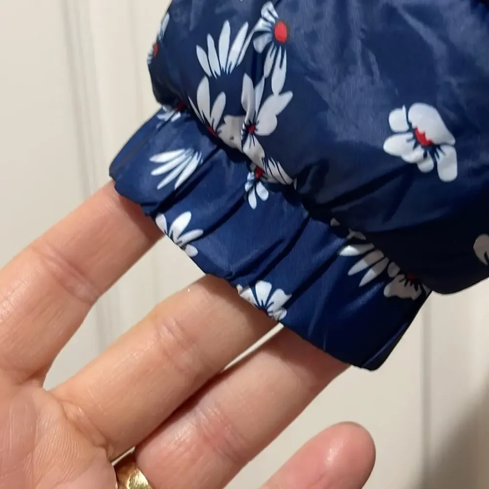 Zara girls 6 blue white floral front zip with pockets puffer jacket euc